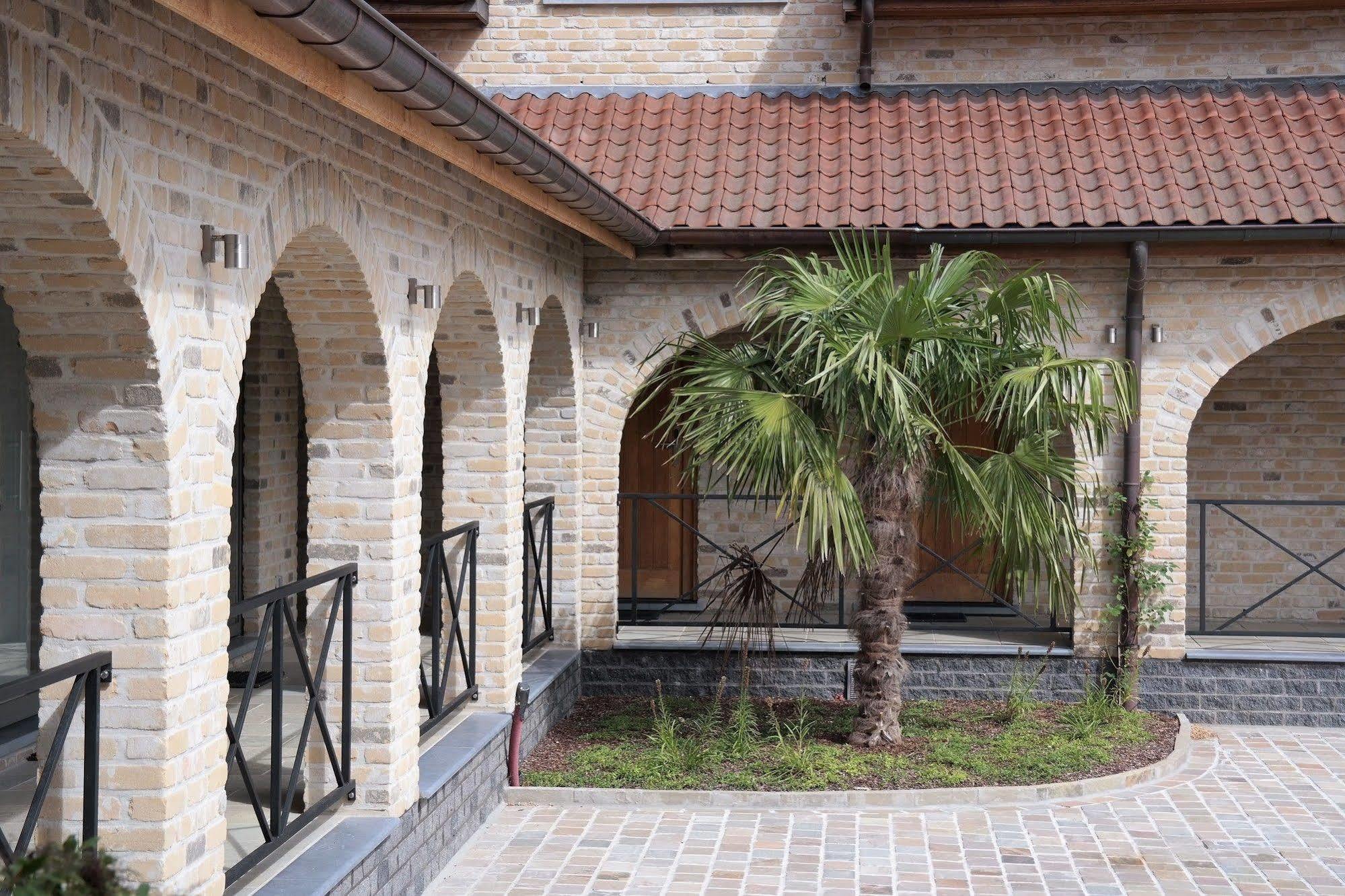 Country Lodge Hotel Moriaanshoofd Oudenaarde Bagian luar foto