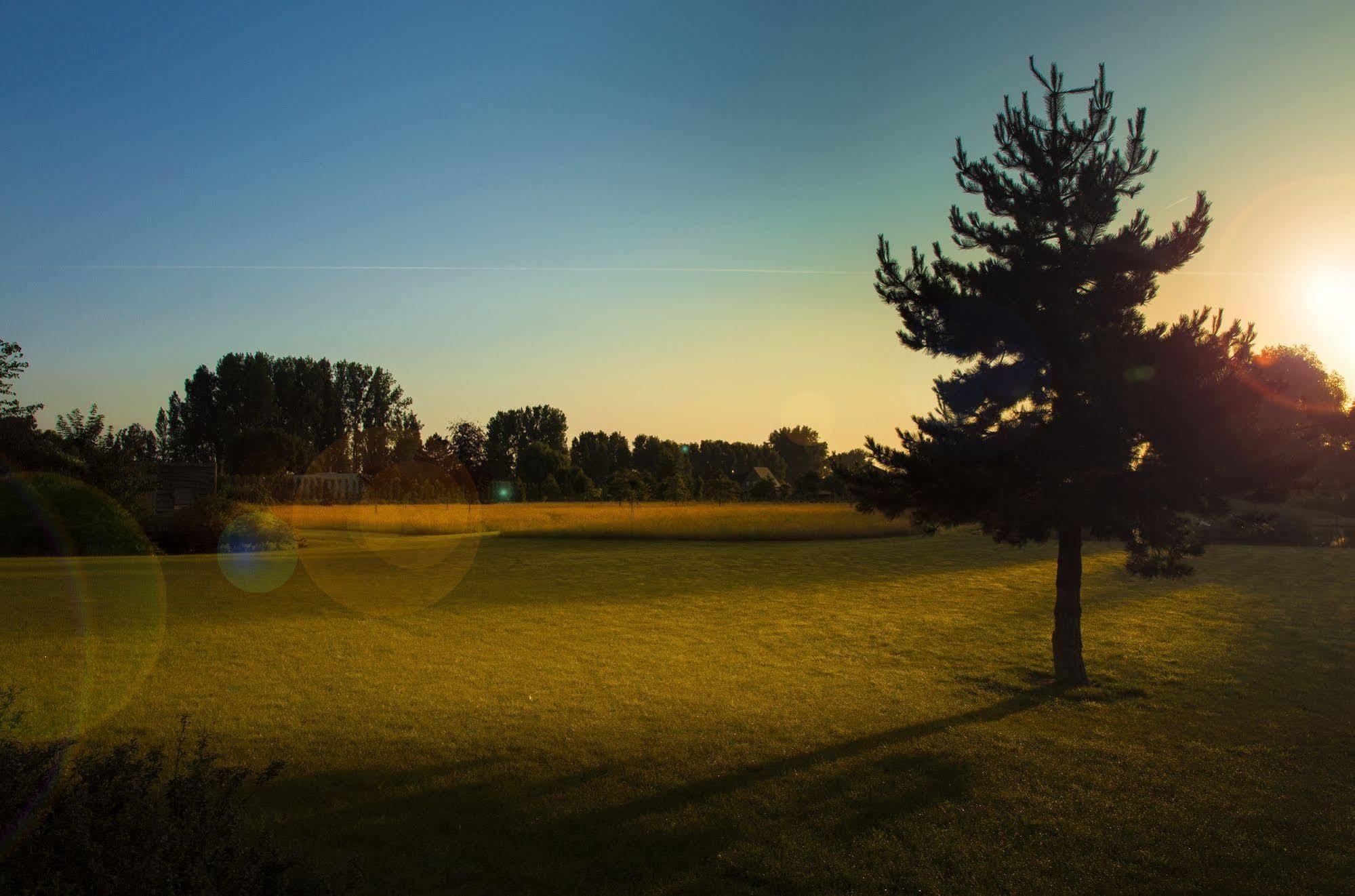 Country Lodge Hotel Moriaanshoofd Oudenaarde Bagian luar foto